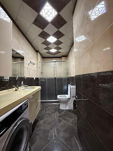 Yeni tikili: Mərkəzdə Kupçalı Əşyalı 3 Otaga Düzəlmə Mənzil. 63 Kv 128 Min. 16 — 8