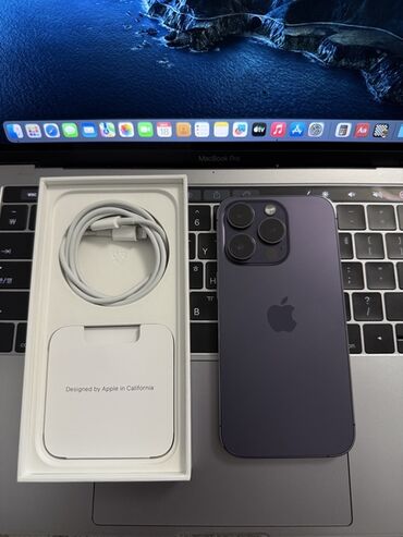 Apple iPhone: IPhone 14 Pro, Б/у, 256 ГБ, Deep Purple, Коробка, В рассрочку, 85 %