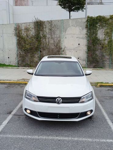 Volkswagen: Volkswagen Jetta: 2 l | 2013 il Sedan