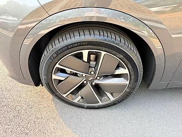 Lixiang: Lixiang L7: 2025 г., Гибрид, Кроссовер — 10