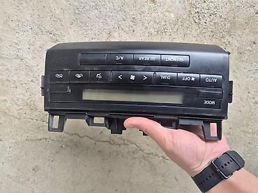 range rover az: Toyota Land Cruiser 200 üçün multimedia və iqlim idarəetmə paneli — 4
