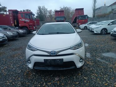 Toyota: Toyota Corolla: 2018 г., 1.8 л, Автомат, Гибрид, Седан