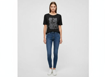 nike sleveless t shirty: Zara, Футболка жіноча, розмір S на lalafo.pl nike sleveless t shirty: Zara, Футболка жіноча, розмір S