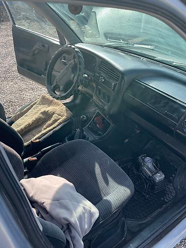 Унаа сатуу: Volkswagen Golf: 1993 г., 1.8 л, Кол менен иштөөчү, Бензин, Универсал — 8