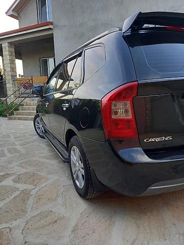Kia: Kia Carens: 2 l | 2008 il — 10