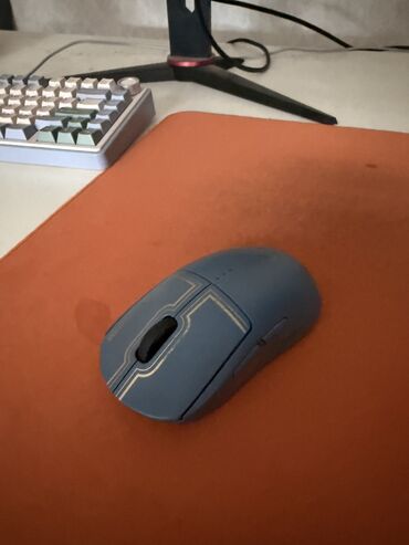 зарядка макбук: Logitech g pro wireless