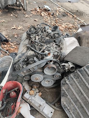 disk satisi: MERCEDES-BENZ benzin mühərriki satılır. Xüsusiyyətlər: - Marka — 2