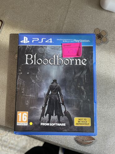 PS4 (Sony Playstation 4): Ps4 Bloodborne,The last of us 1 oyunlari problemleri yoxdur,tam islek