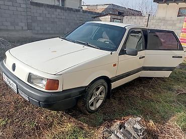 Volkswagen: Volkswagen Passat: 1990 г., Седан — 10