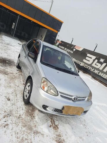 автомат машына: Toyota Vitz / Platz / Yaris / Echo: 2002 г., 1.5 л, Автомат, Бензин, Седан