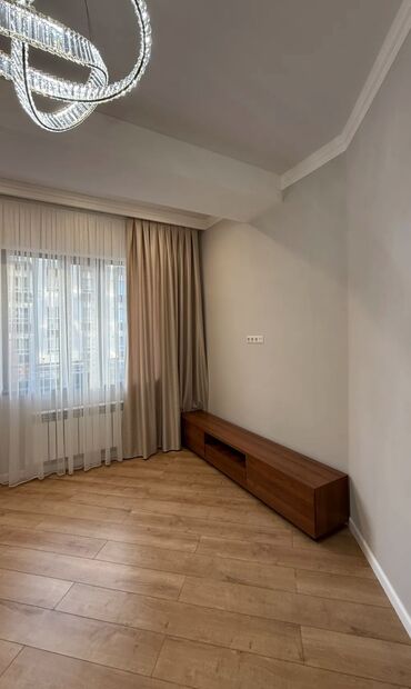 теплый дом: 2 комнаты, 60 м², Элитка, 2 этаж, Дизайнерский ремонт
