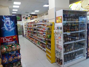 Kommersiya daşınmaz əmlakının satışı: Təcili satış Hazır obyekt təzə tikili 3200 kv\m ticarət sahəsi — 8