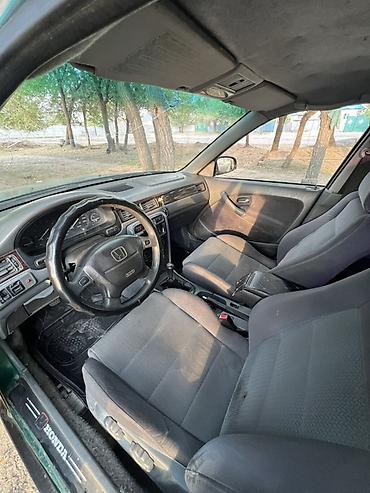 124 2 2: Honda Civic: 1998 г., Хэтчбэк — 8