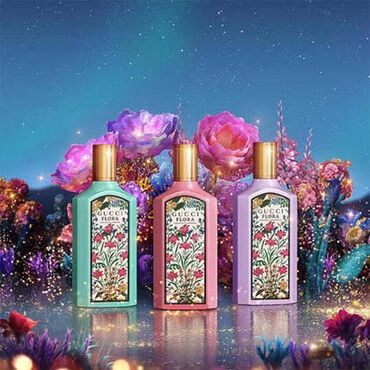Парфюмерия: Набор из трех флаконов туалетной воды Gucci Flora в различных
