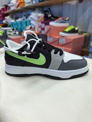 Кроссовки и спортивная обувь: Новый Кроссовки найк джордан фабирчный Гуанчжоу размер 39