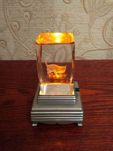 Другой декор и предметы интерьера: Продаю декор для дома: 1. Сувенир Москва, если потрясти, внутри шара — 3