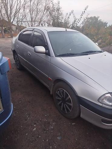 Toyota: Toyota Avensis: 1999 г., 2 л, Механика, Бензин, Седан — 7