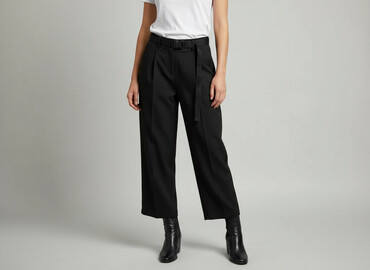 kapcie do froterowania: Cropp, Material trousers for women, size M (EU 38)