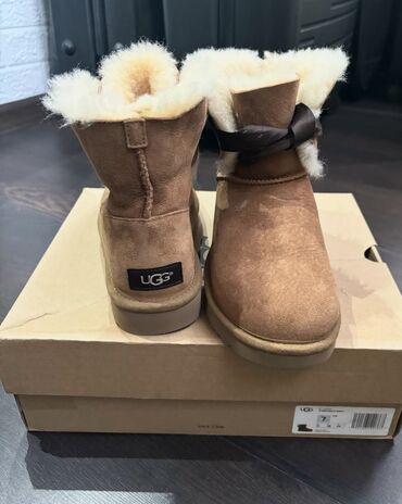 ugg cizme na snizenju: Ugg mini boots, color - Brown, 37