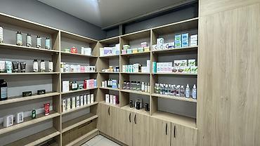 Красота и здоровье: Продаем мебель для магазина. Высота 180, ширина 30 см. Сделано под — 1