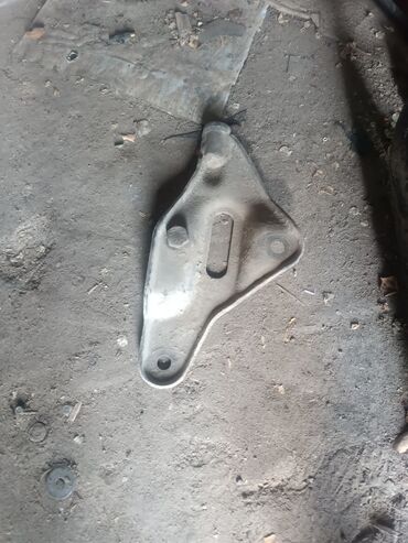 Другие автозапчасти: Автозапчасти, разное (на фото набор отдельных узлов) В наличии: - — 10