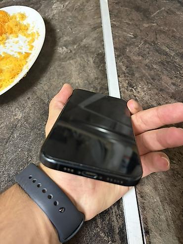 ayfon 16 sade: IPhone 16, 128 GB, Qara, Simsiz şarj — 5