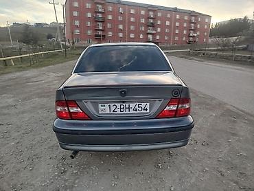 Digər avtomobillər: Sedan avtomobil – boz rəng - 4 qapı, 5 yerlik - Ön və arxa optikalar — 5