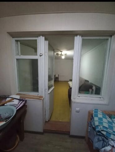 срочная продажа авто бишкек: 2 бөлмө, 48 кв. м, 104-серия, 3 кабат, Эски ремонт