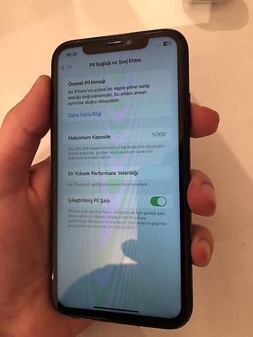 Apple iPhone: IPhone Xr, 64 GB, Qara, Face ID — 2