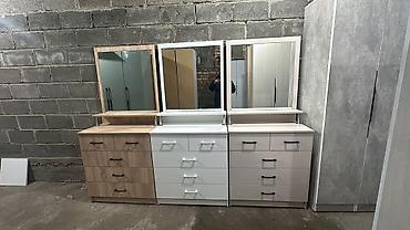 standing mirror: Комоды и туалетные столики с зеркалом - Модели: низкие комоды на 4 — 1