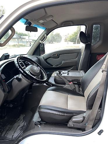 Транспорт: Hyundai Porter II — компактный грузовой бортовой автомобиль. Основные — 9