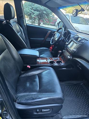 211 рест: Toyota Highlander: 2010 г., 3.5 л, Автомат, Бензин, Кроссовер — 9