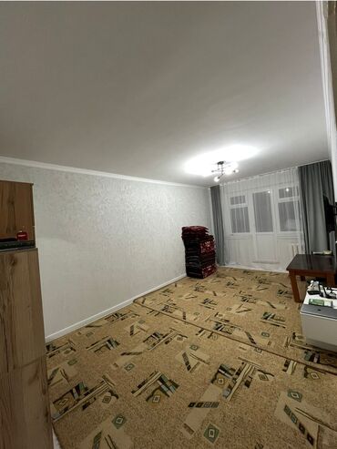 1 комнатная квартира без ремонта: 1 комната, 32 м², 104 серия, 4 этаж, Евроремонт
