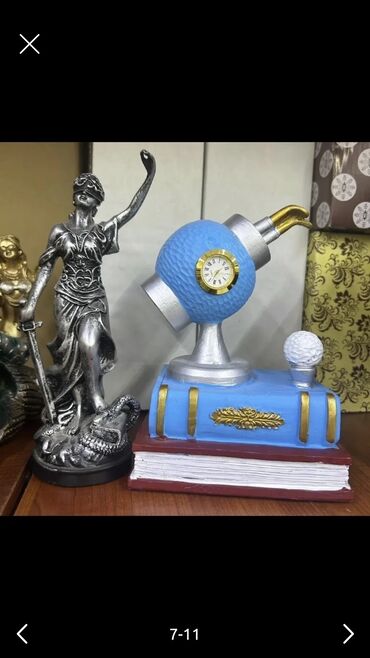 Masaüstü dəstlər: Qələm qabları satılır.Çeşidlər çoxdur. Spiderman,MickeyMouse,Hardman — 14