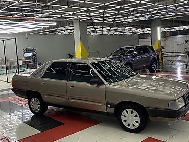 Audi: Audi 100: 1988 г., 1.8 л, Механика, Бензин, Седан — 13