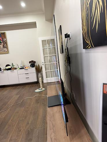 oled ekran: İşlənmiş Televizor Samsung OLED 77" 4K (3840x2160) — 4