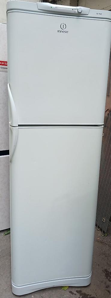 Indesit iki qapılı soyuducu - Rəng: ağ - Üstdə dondurucu, altda