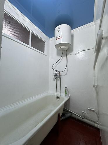 квартира бищкек: 1 комната, 33 м², ул. Курманжан Датка-Гапара Айтиева, Индивидуалка, 2 этаж, Косметический ремонт — 3