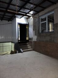 частный дом в бишкек: 60 м², 4 комнаты, Подвал, погреб, Забор, огорожен