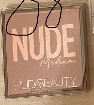 Şəxsi əşyalar: Huda Beauty Nude Obsessions – Medium göz kölgəsi palitrası - Rəng — 1