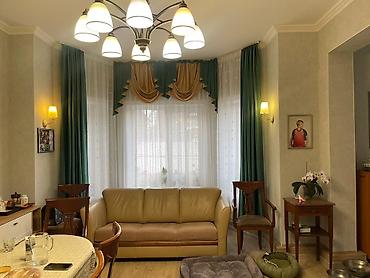 Долгосрочная аренда домов: 280 м², 9 комнат — 1
