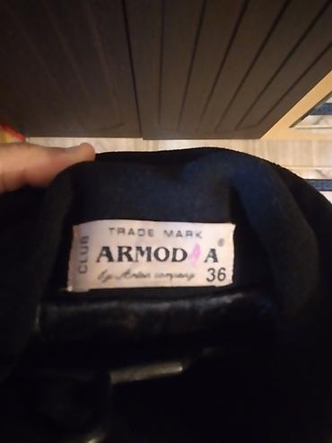 Paltolar: ARMODA qadın qısa palto/jaket - Ölçü: 36 (etiketdə göstərilir) - — 2