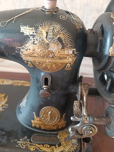 tikiş maşını matoru: Tam işlək vəziyyətdə tikiş maşınıdır 1870 ci ildə istehsal olunub hər — 4