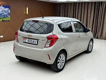 reno stepway: Chevrolet Spark: 2016 г., 1 л, Автомат, Бензин, Хэтчбэк — 3