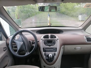 presvlake za auto sedišta: Citroen Xsara Picasso: 1.8 l | 2004 year | 237000 km. Limousine