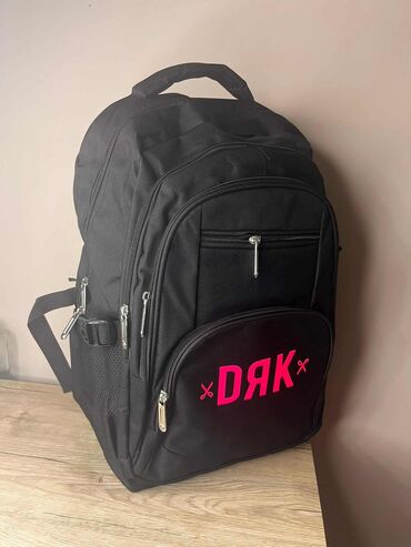 Sportske torbe i rančevi: 07. ranacevi 
40x28x15
3300 din — 8