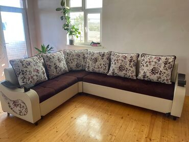 диван угловой кожаный: Угловой диван, Б/у, Нераскладной, Без подьемного механизма, Ткань, Нет доставки