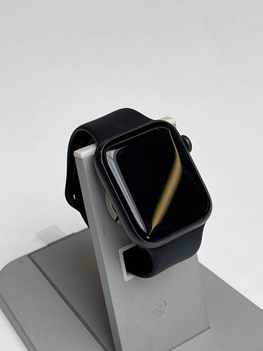 naushniki apple s pultom: Продаю б/у Apple Watch Series 5 44mm Space Gray Коробка и зарядка
