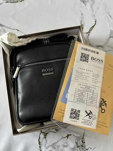 david jones: Продаю барсетку Hugo Boss.
Состояние: Новое, идеал. 4200 сом — 1