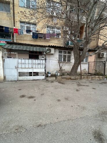 Köhnə tikili: Bakı, Sahil qəsəbəsi, 4 otaqlı, Köhnə tikili, 80 kv. m